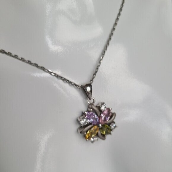 Vintage Boho Sterling Silver Multi Coloured Crystal Stone Flower Necklace - Picture 4 of 15